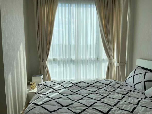 Modern Condo with Pool and Gym - One Plus Mahidol