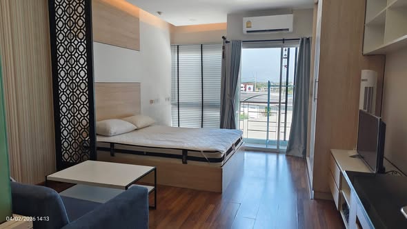 Condo - près Central Festival